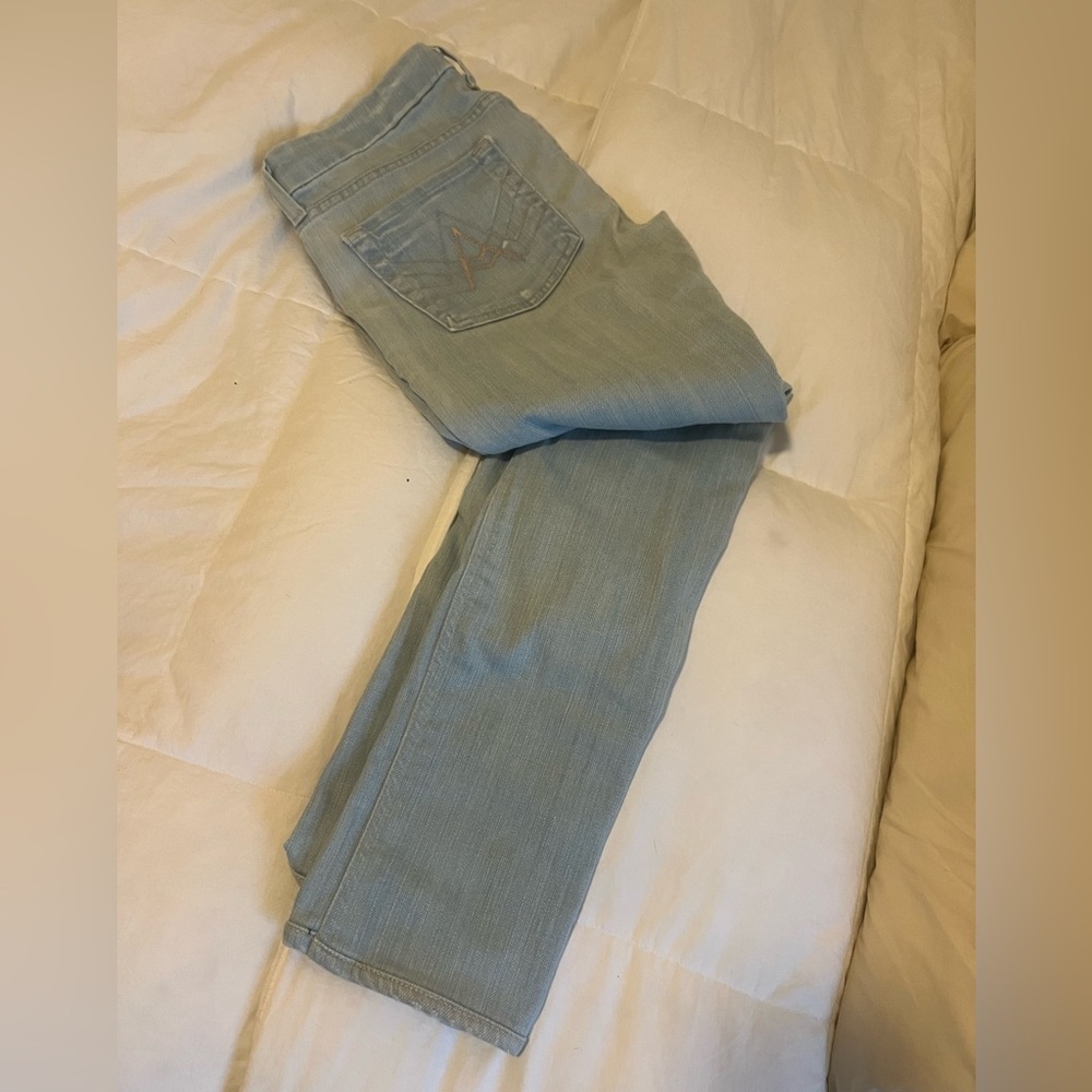 Casi nuevo use one time super nice jeans